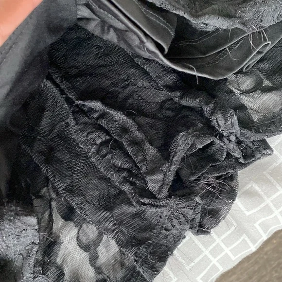 Black floral double-layer diagonal v-neck midi Flowy dress - Picture 7 of 17